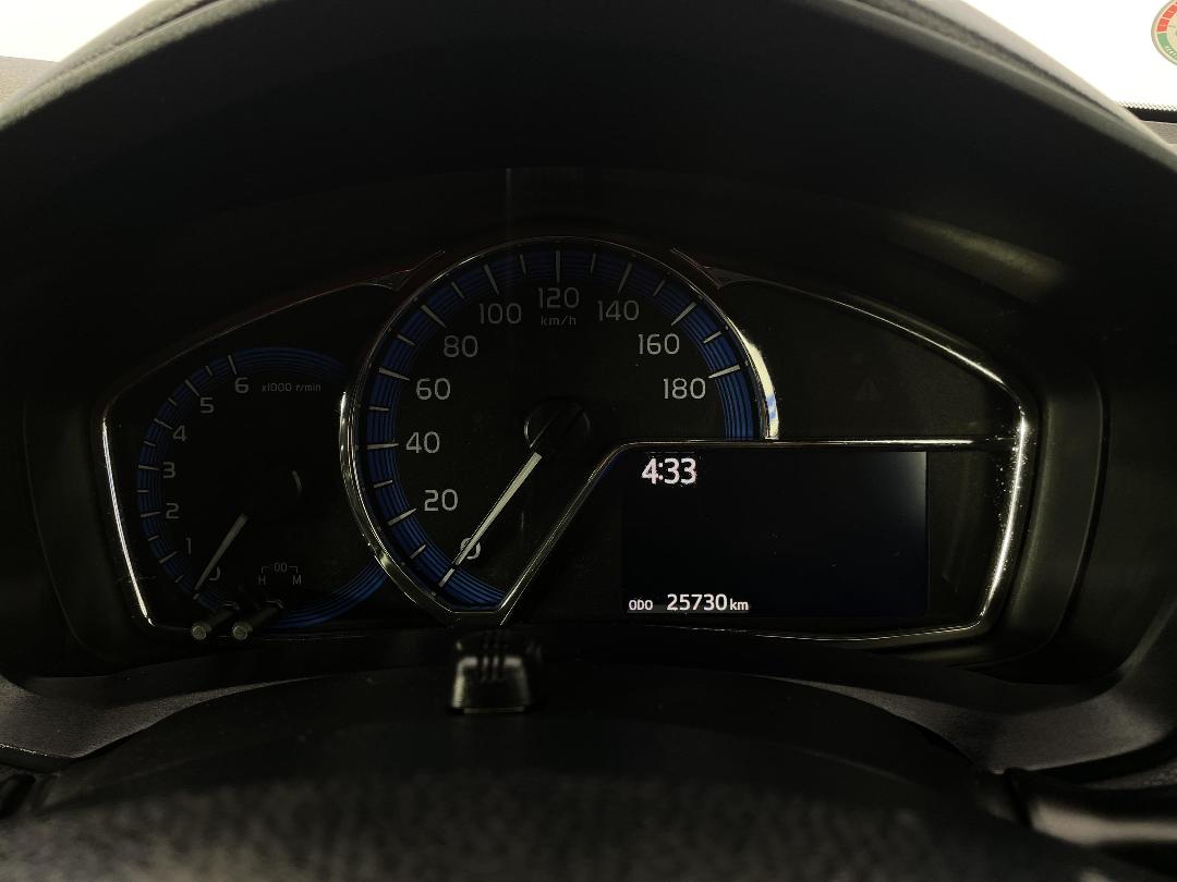 Photo '21' of Toyota Corolla