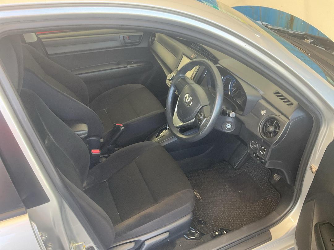 Photo '21' of Toyota Corolla Axio Photo '21' of Toyota Corolla Axio