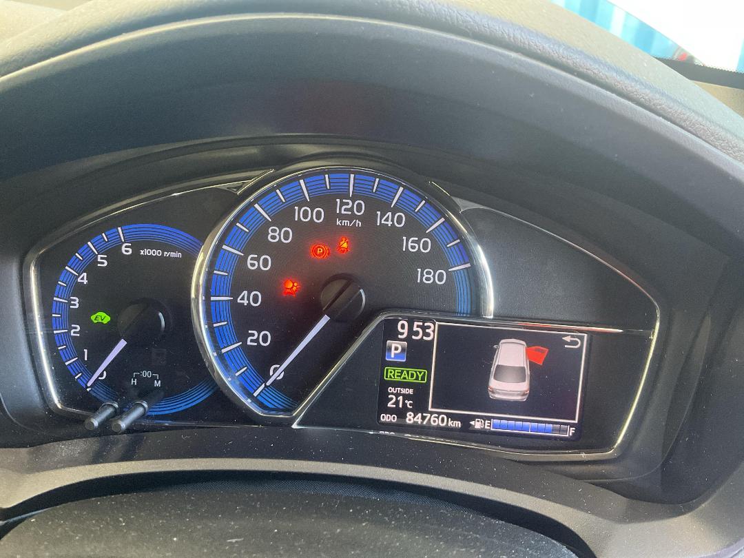 Photo '19' of Toyota Corolla Axio Photo '19' of Toyota Corolla Axio