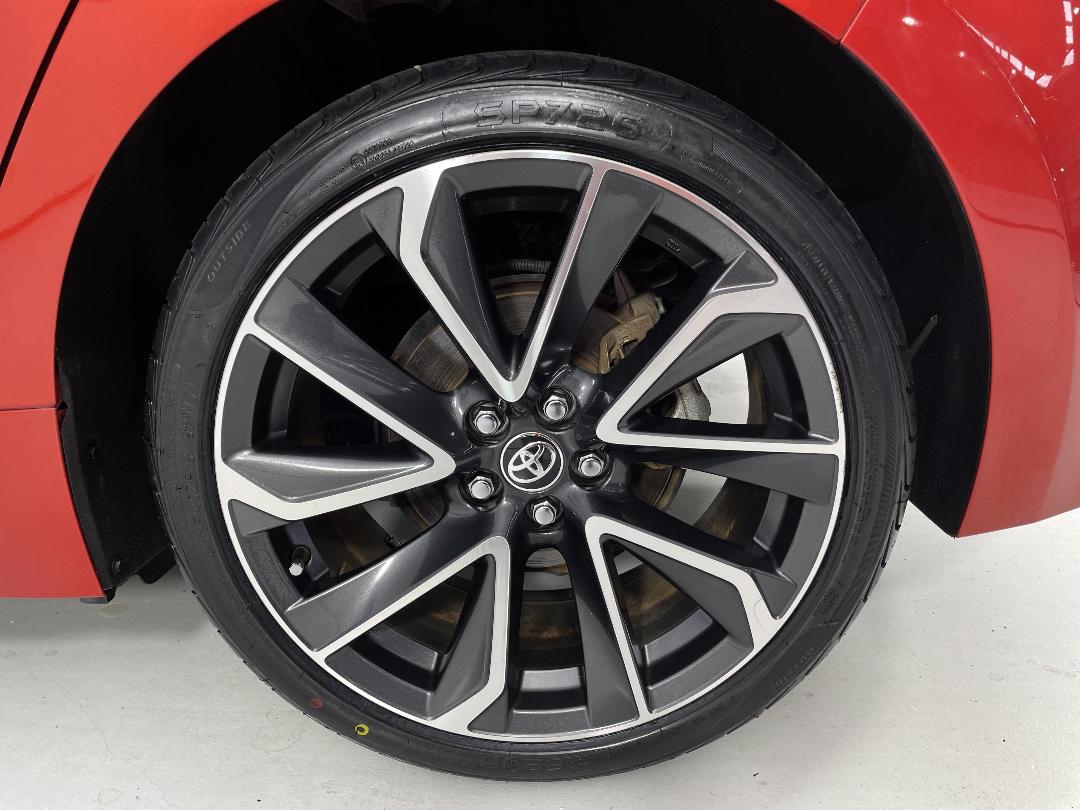 Photo '11' of Toyota Corolla