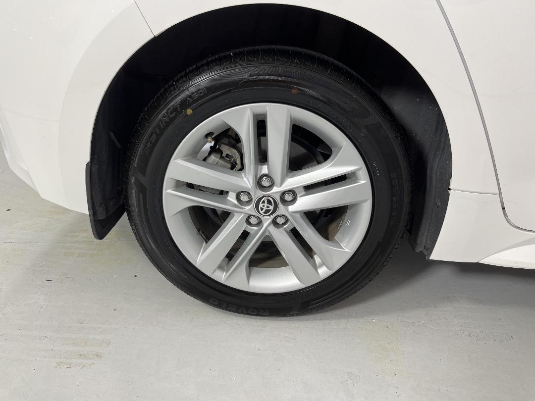 Photo '12' of Toyota Corolla Photo '12' of Toyota Corolla