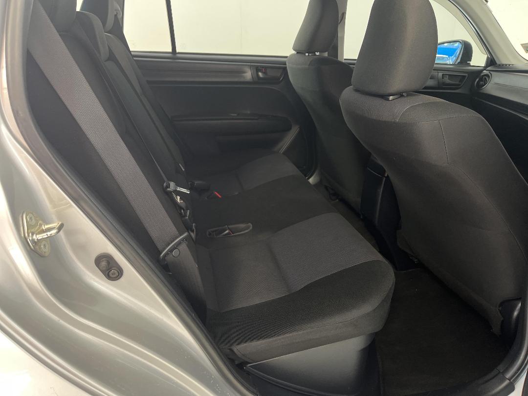 Photo '20' of Toyota Corolla