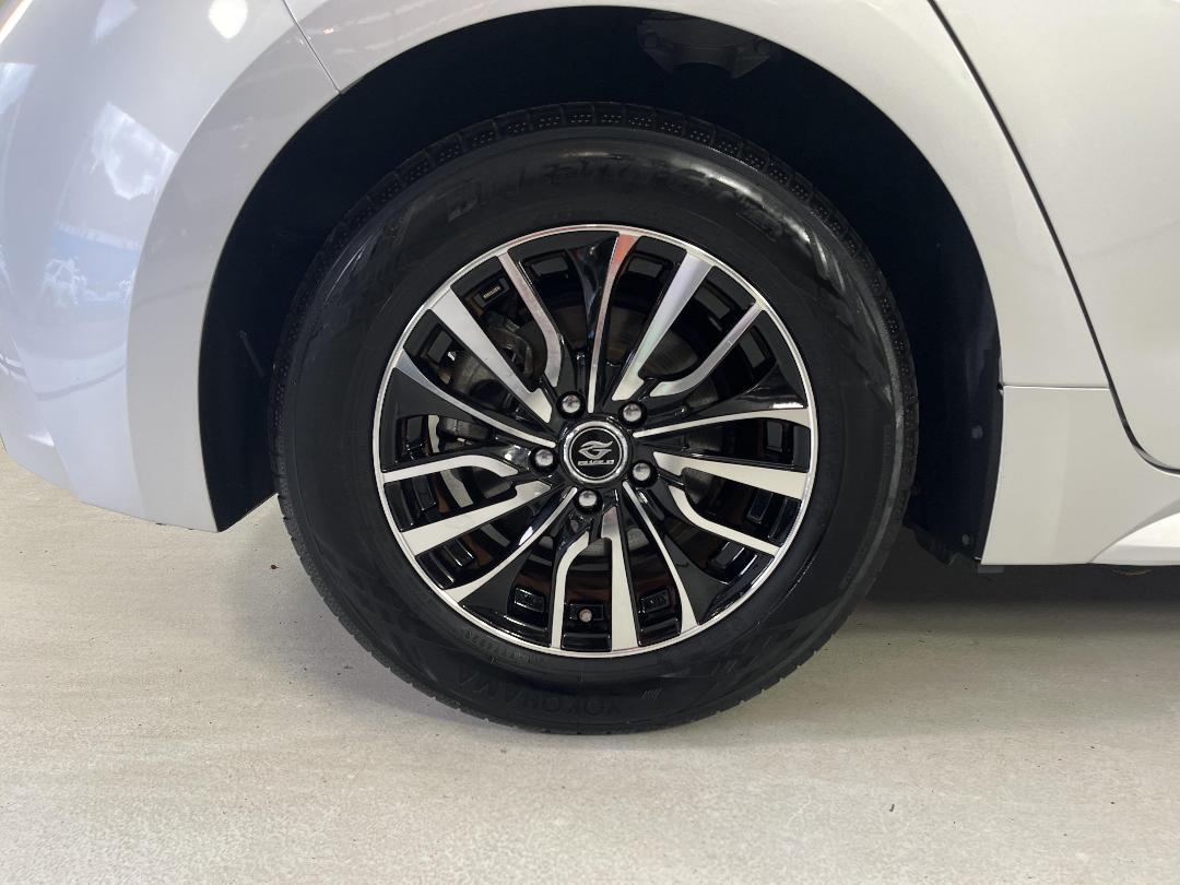 Photo '12' of Toyota Corolla