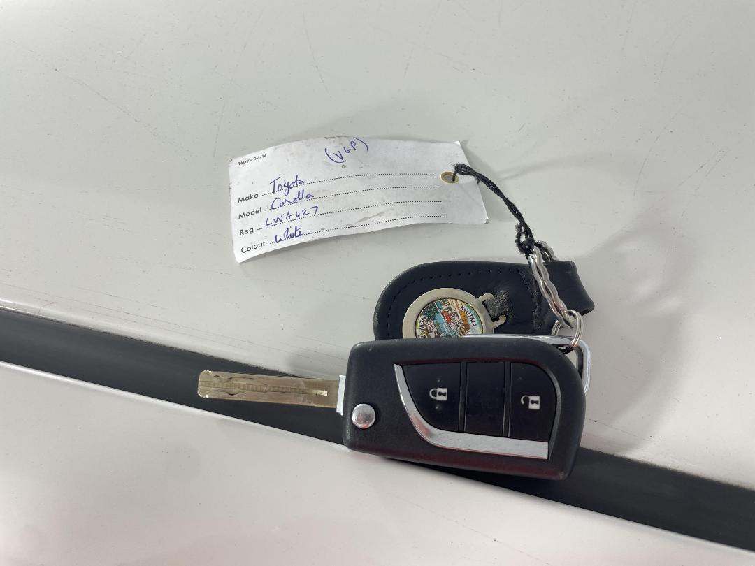 Photo '22' of Toyota Corolla Photo '22' of Toyota Corolla