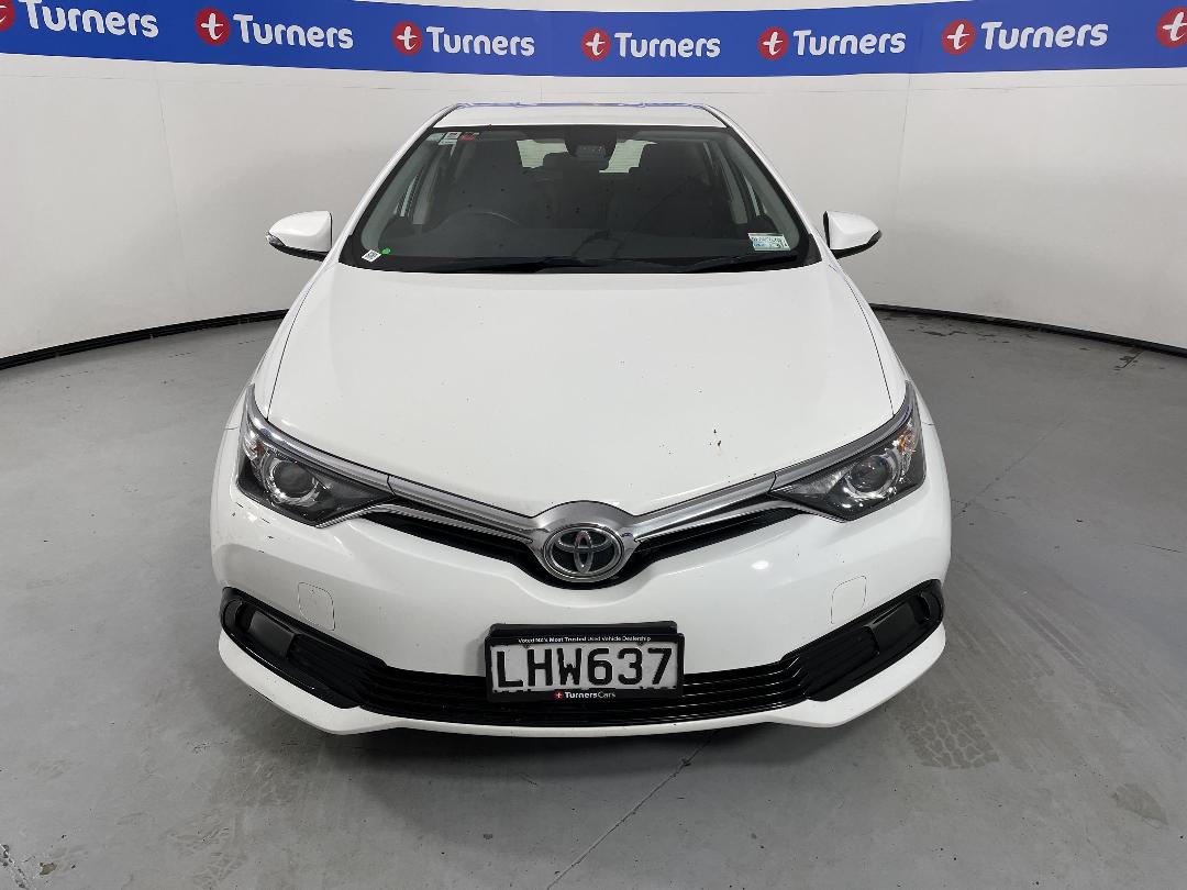 Photo '2' of Toyota Corolla