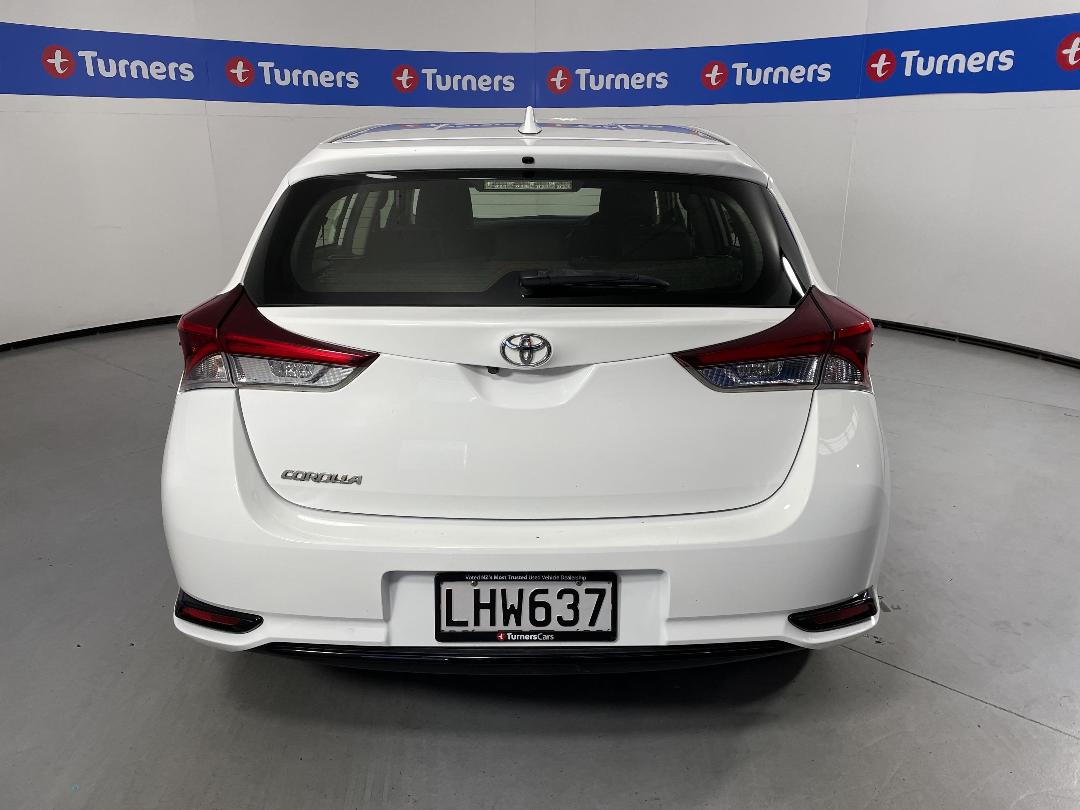 Photo '6' of Toyota Corolla