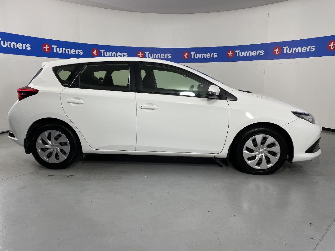 Photo '23' of Toyota Corolla