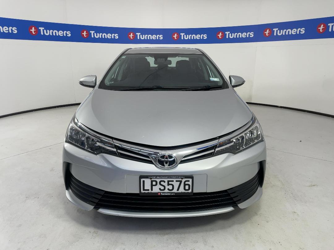 Photo '2' of Toyota Corolla Photo '2' of Toyota Corolla