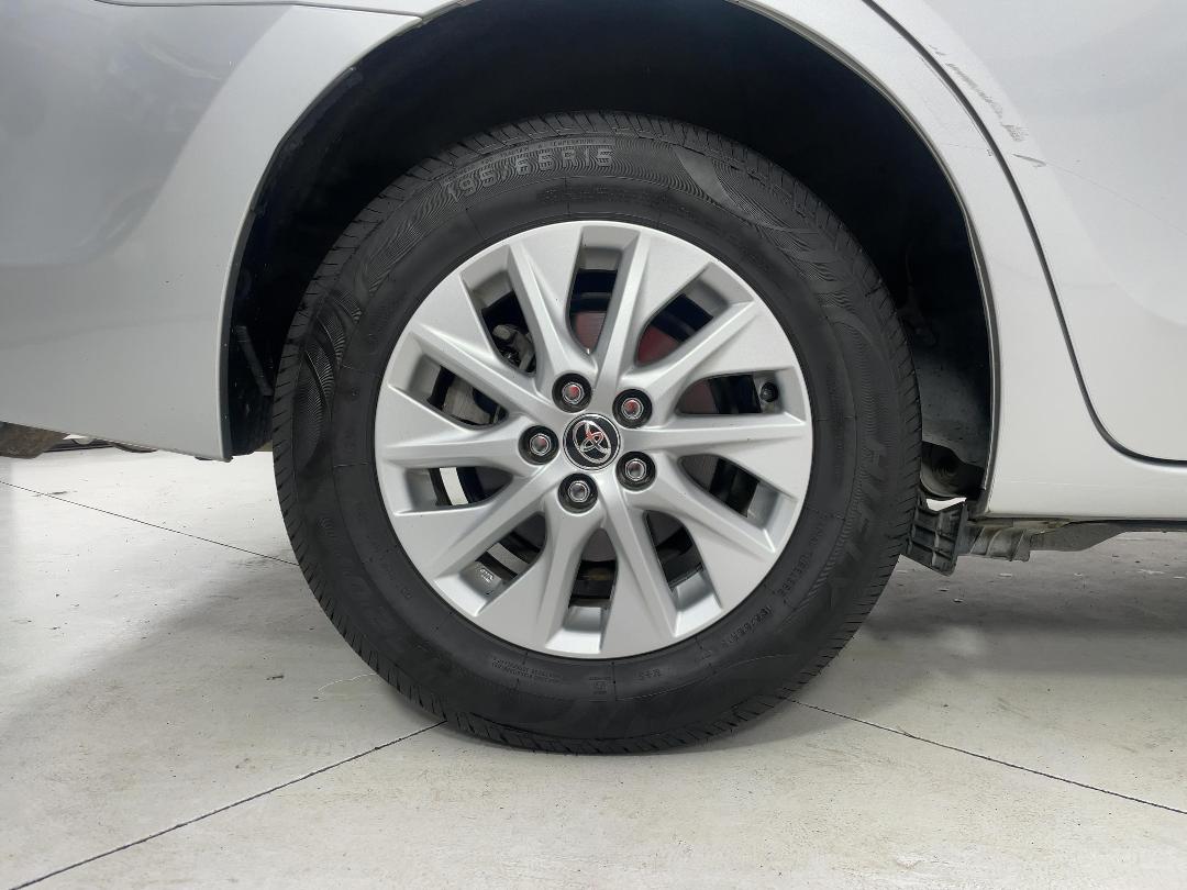 Photo '12' of Toyota Corolla Photo '12' of Toyota Corolla