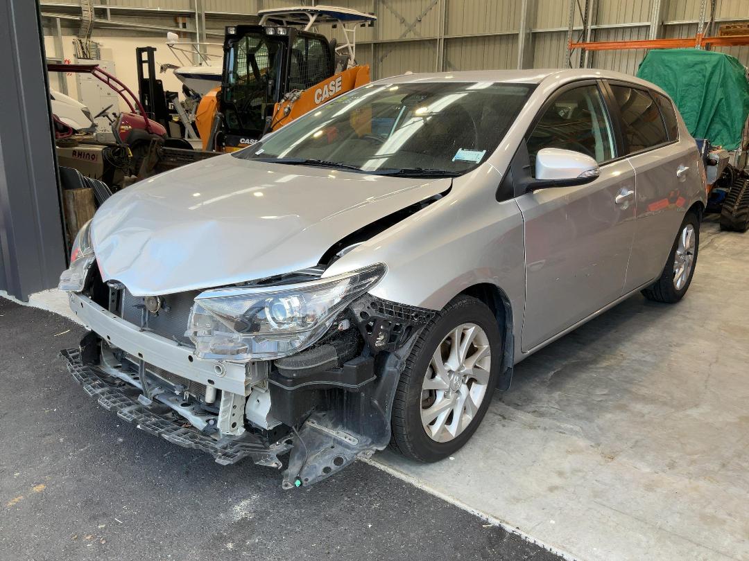 Photo '3' of Toyota Corolla GLX