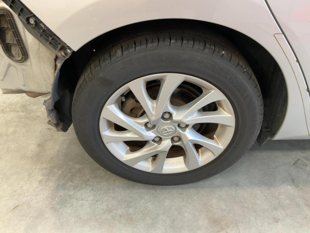 Photo '9' of Toyota Corolla GLX