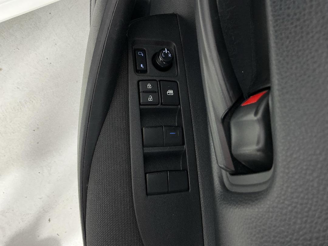 Photo '23' of Toyota Corolla