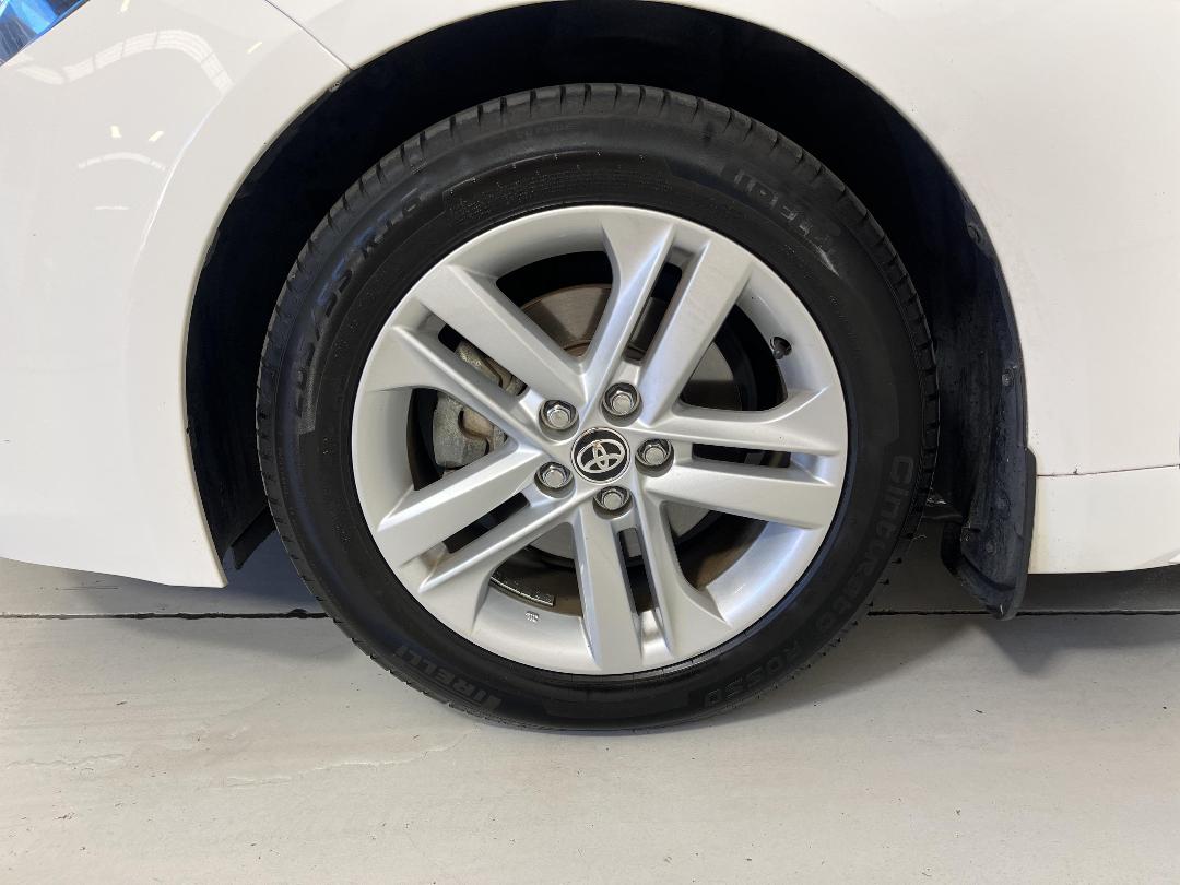 Photo '10' of Toyota Corolla