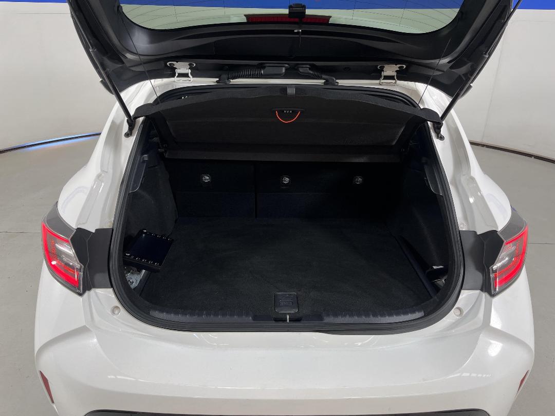 Photo '14' of Toyota Corolla