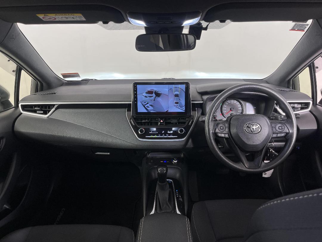 Photo '17' of Toyota Corolla