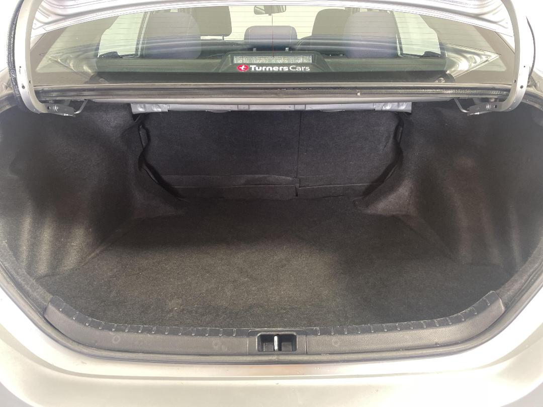 Photo '14' of Toyota Corolla