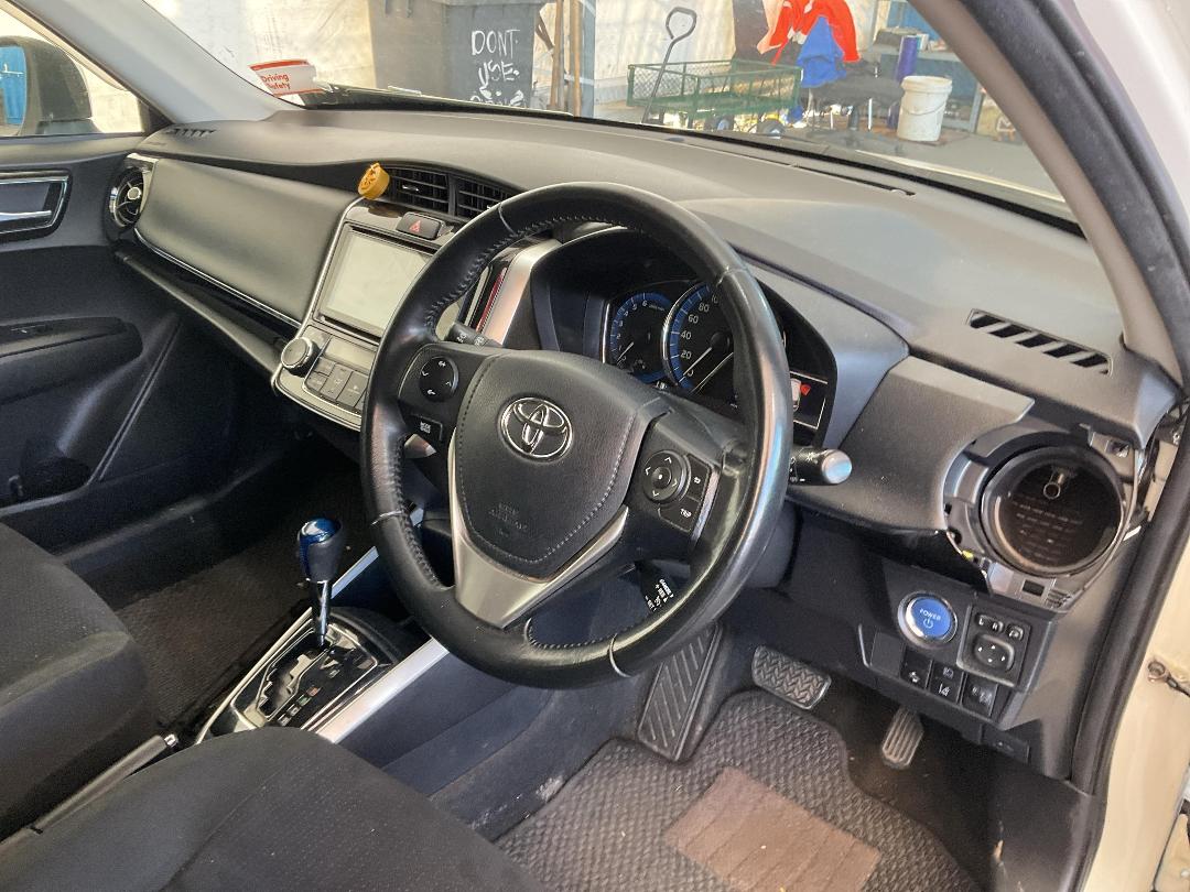 Photo '14' of Toyota Corolla Fielder