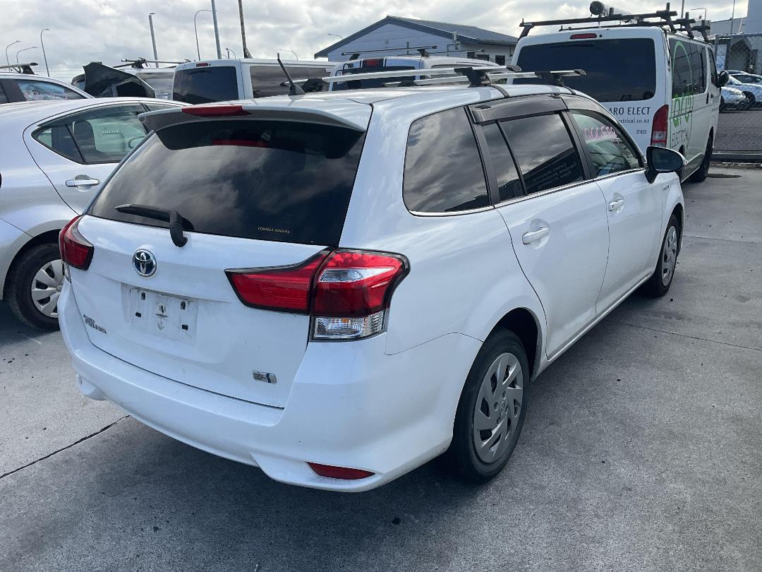 Photo '7' of Toyota Corolla Fielder