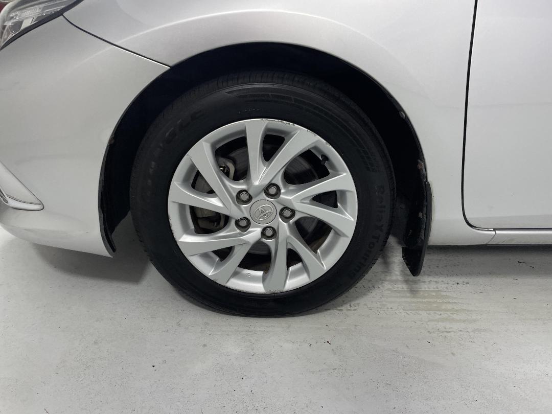 Photo '10' of Toyota Corolla