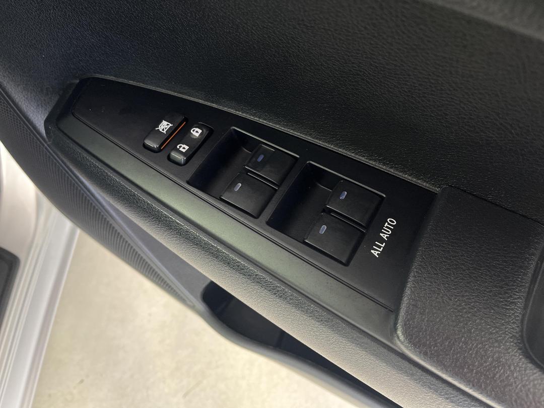 Photo '23' of Toyota Corolla