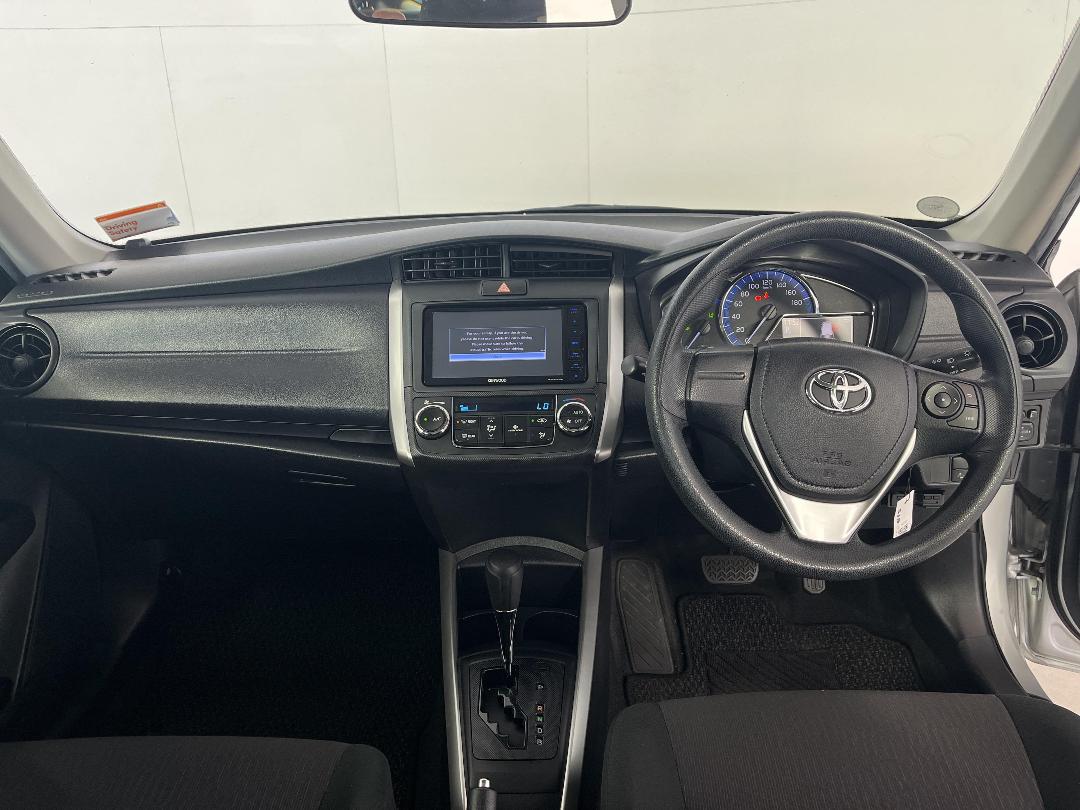 Photo '17' of Toyota Corolla