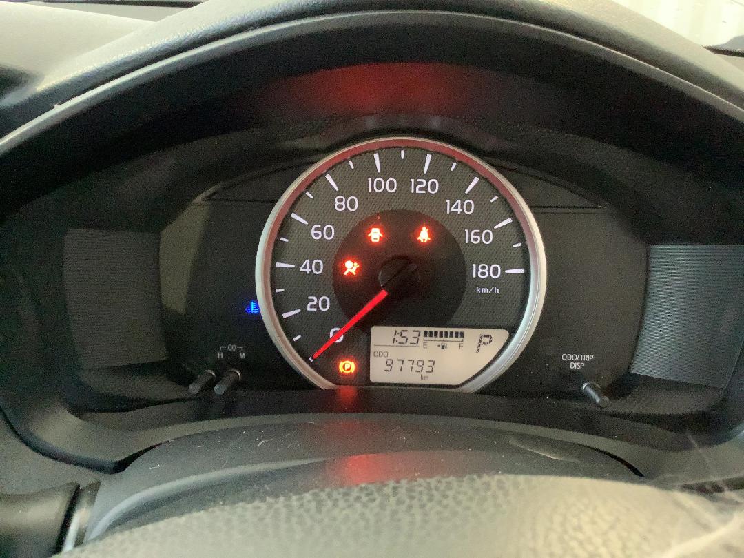 Photo '14' of Toyota Corolla Axio