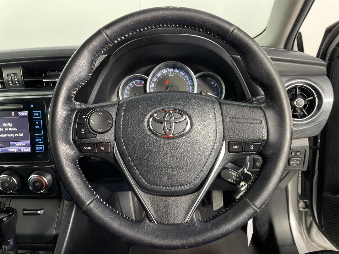 Photo '25' of Toyota Corolla