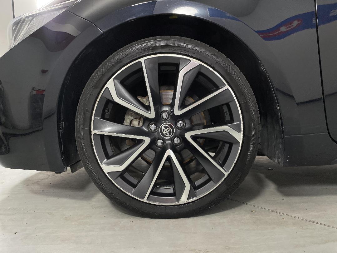 Photo '10' of Toyota Corolla