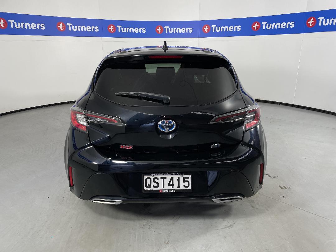 Photo '6' of Toyota Corolla