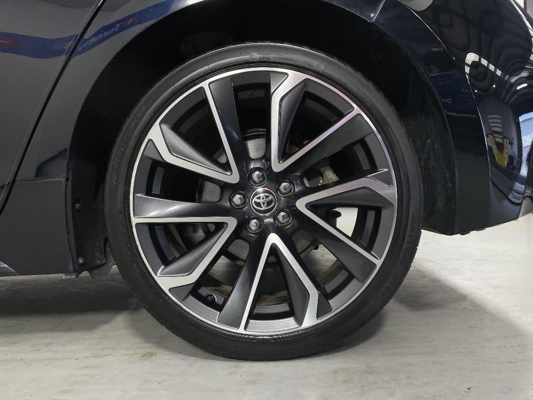 Photo '11' of Toyota Corolla