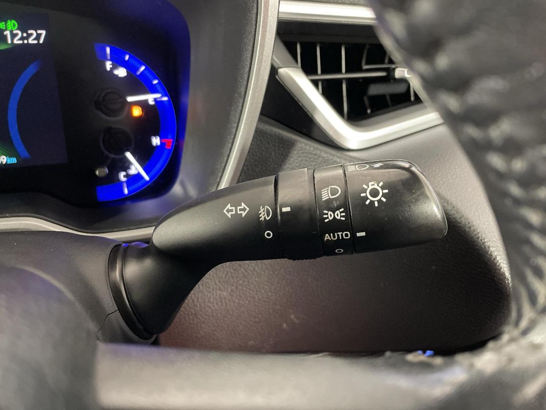 Photo '28' of Toyota Corolla