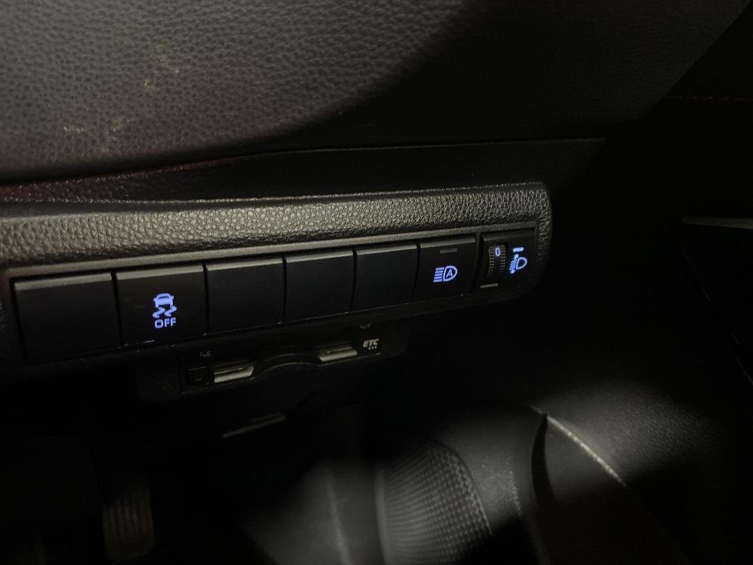 Photo '29' of Toyota Corolla