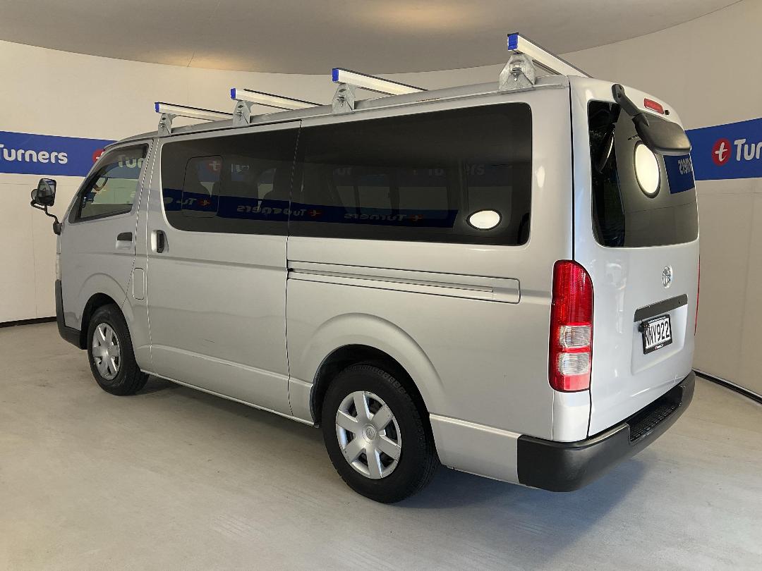 Photo '5' of Toyota Hiace Photo '5' of Toyota Hiace