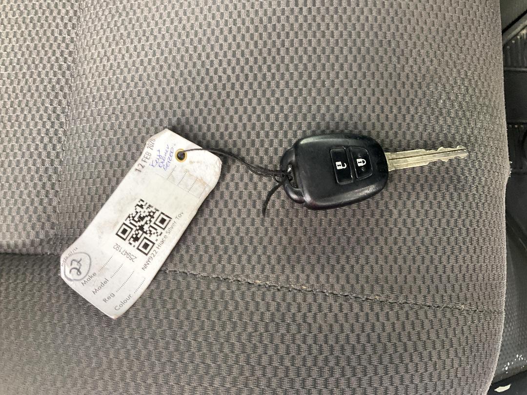 Photo '22' of Toyota Hiace Photo '22' of Toyota Hiace