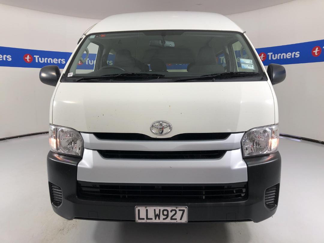 Photo '2' of Toyota Hiace