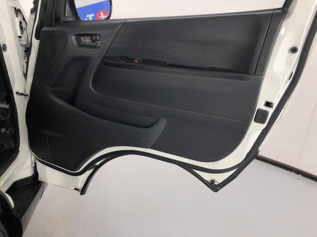 Photo '15' of Toyota Hiace