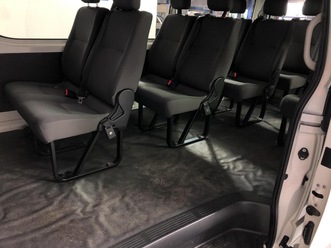 Photo '20' of Toyota Hiace