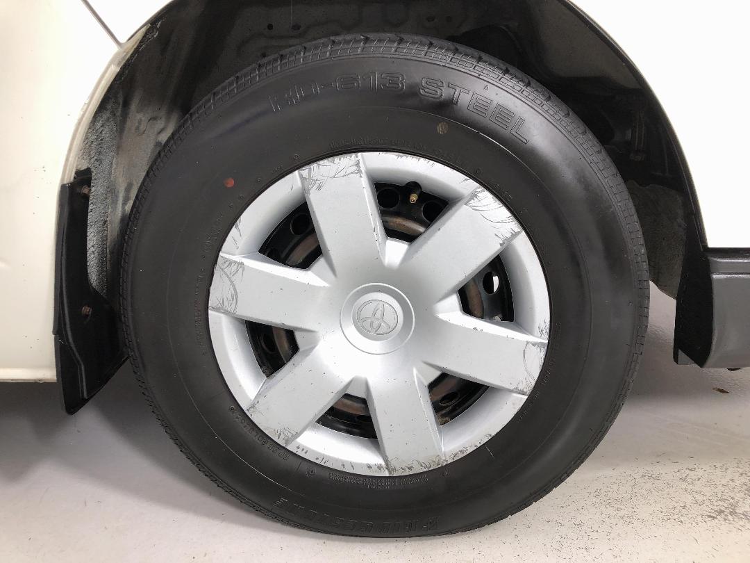 Photo '9' of Toyota Hiace