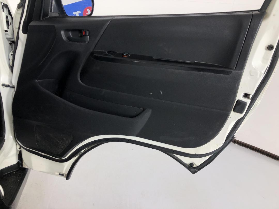 Photo '15' of Toyota Hiace