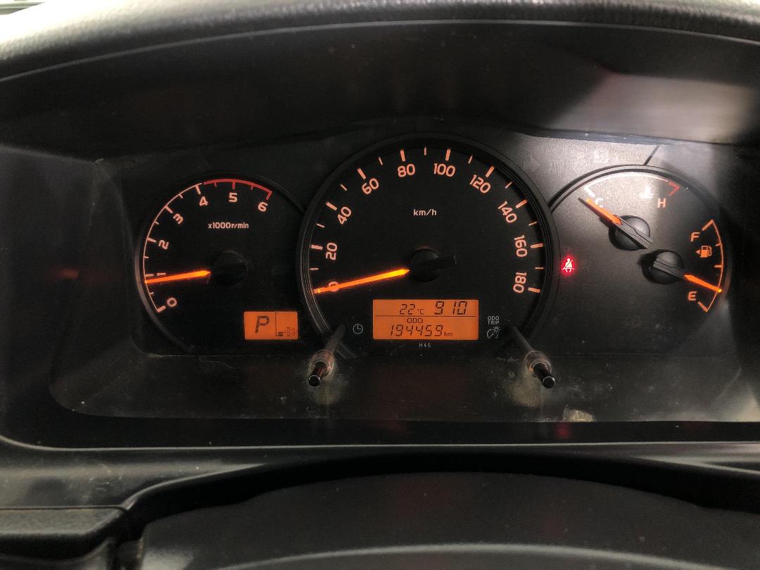 Photo '21' of Toyota Hiace