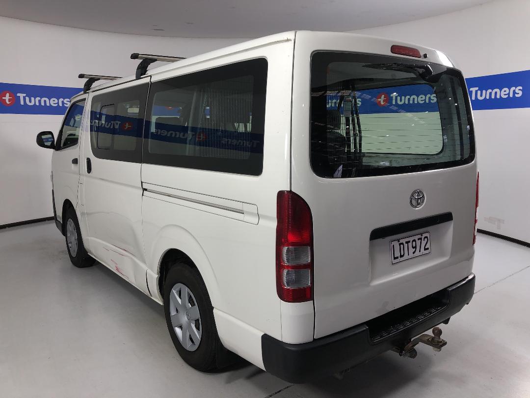 Photo '5' of Toyota Hiace