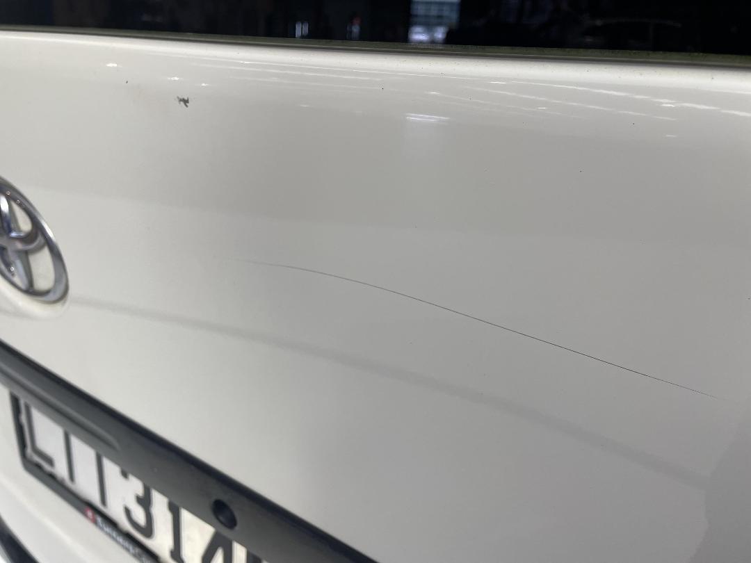 Photo '33' of Toyota Hiace