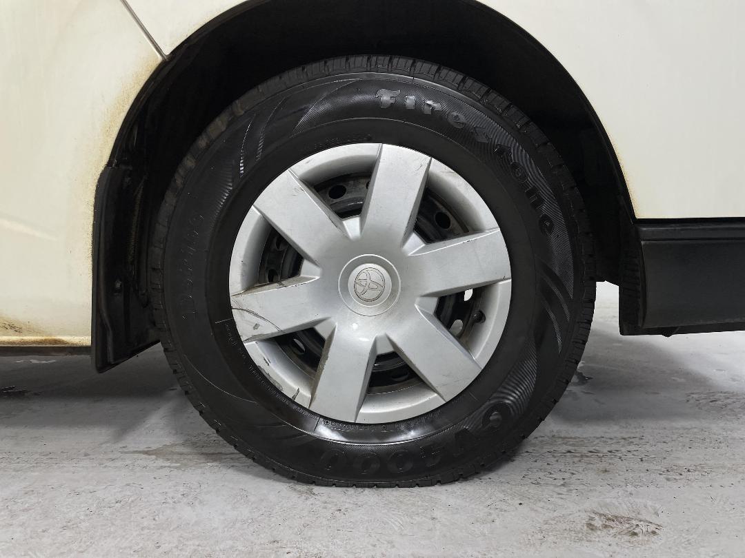 Photo '9' of Toyota Hiace