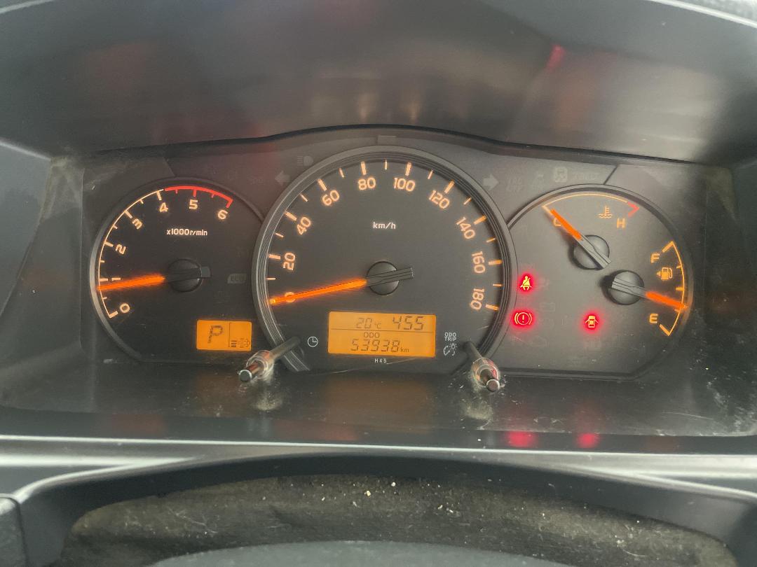 Photo '21' of Toyota Hiace