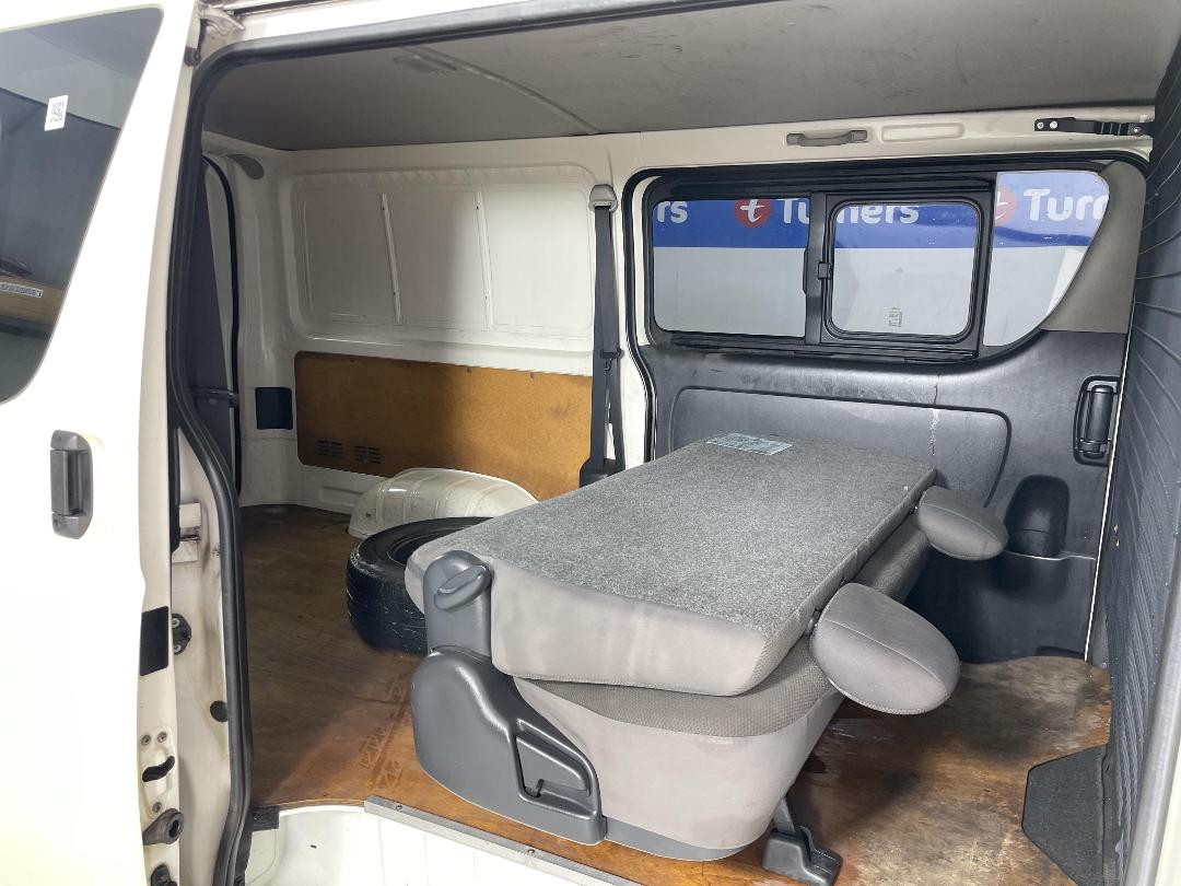 Photo '20' of Toyota Hiace