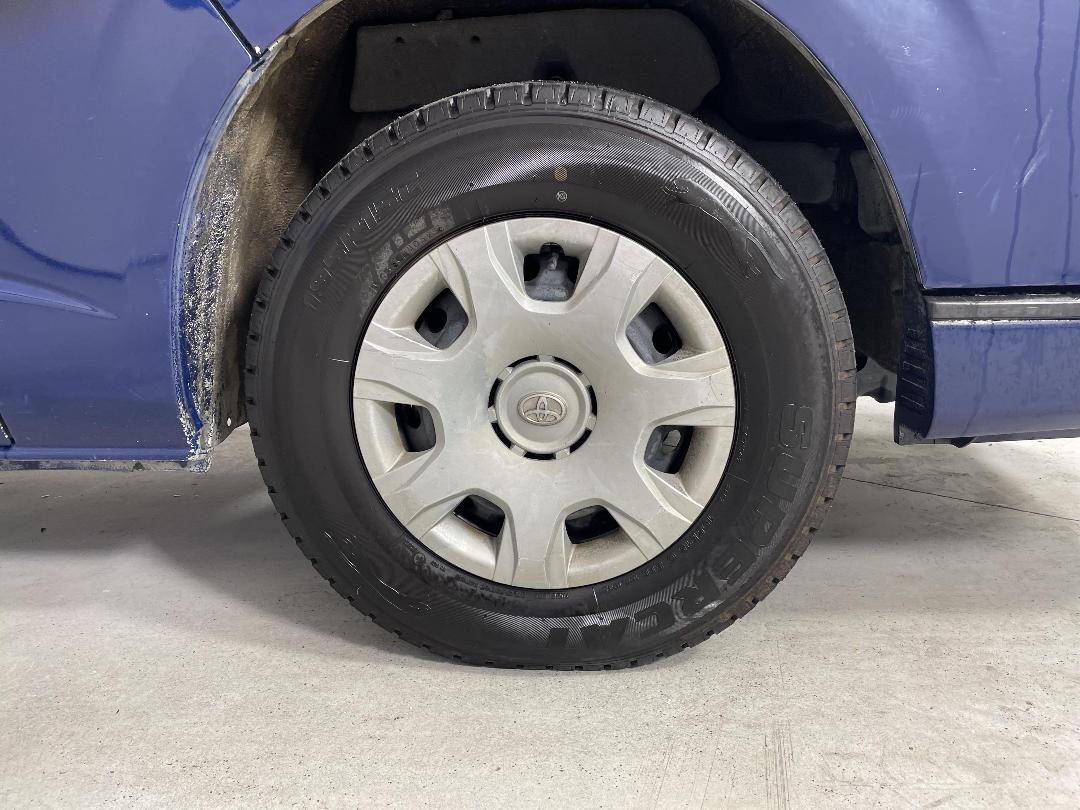 Photo '9' of Toyota Hiace