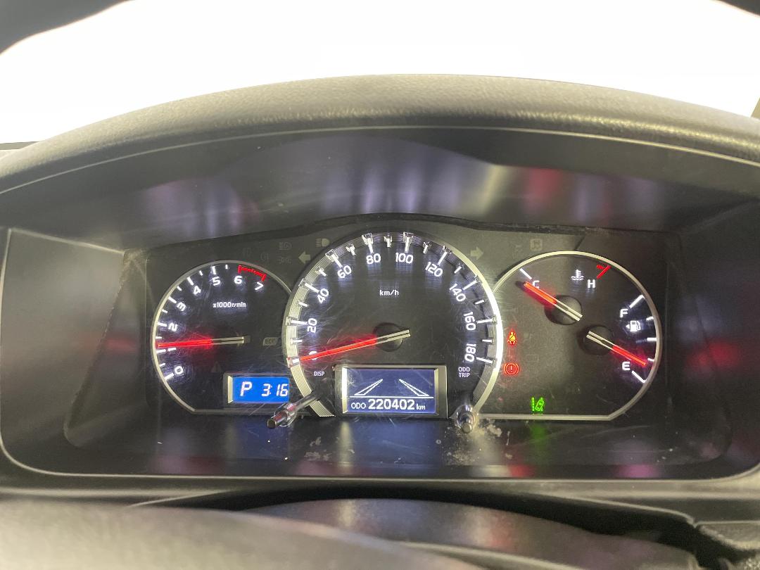 Photo '21' of Toyota Hiace