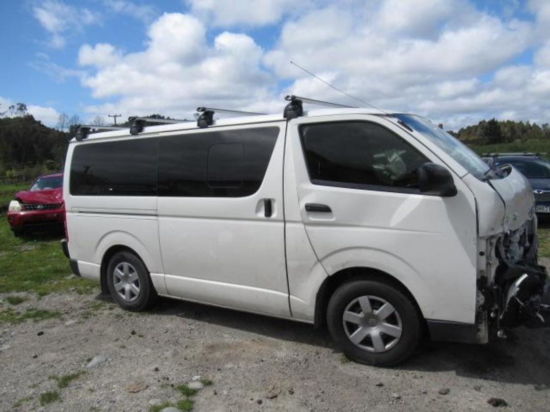 Photo '4' of Toyota Hiace ZL TD Photo '4' of Toyota Hiace ZL TD