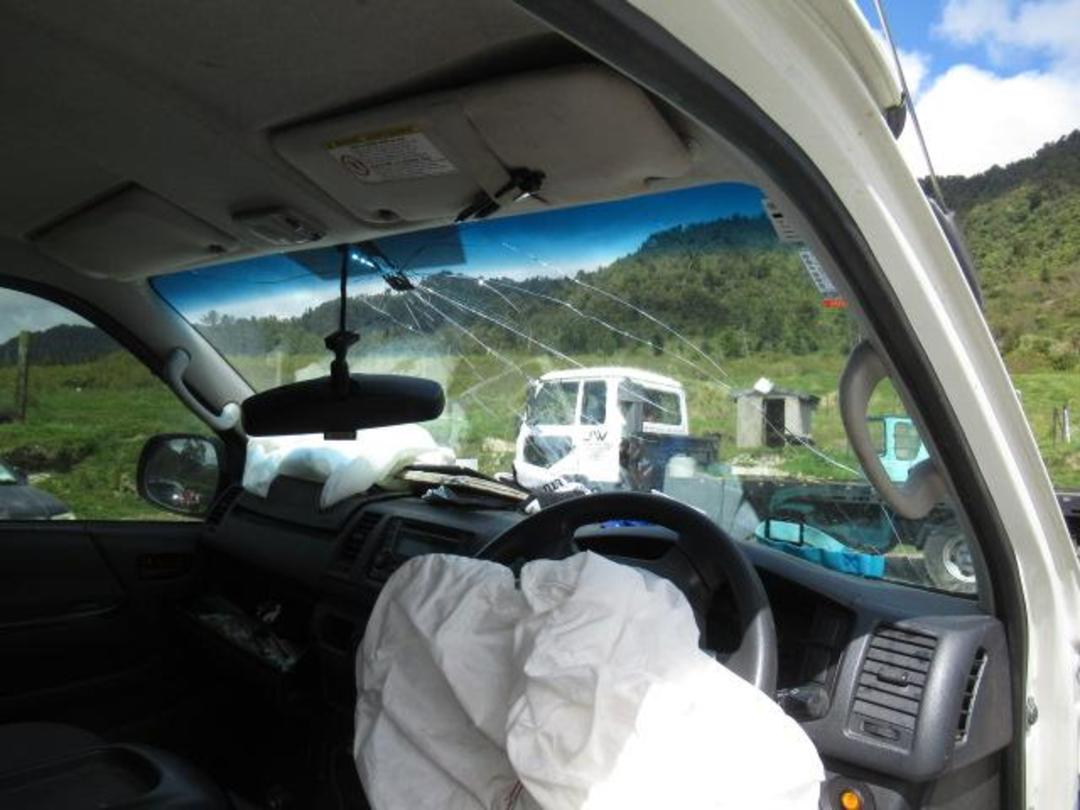 Photo '11' of Toyota Hiace ZL TD Photo '11' of Toyota Hiace ZL TD