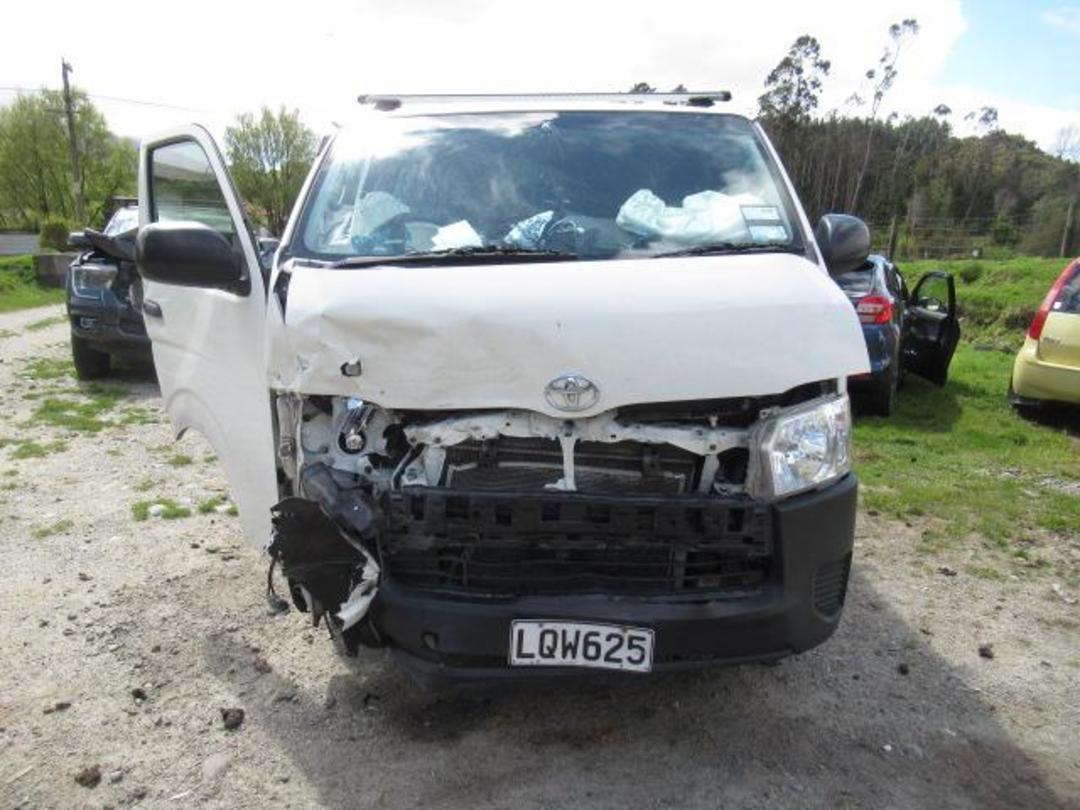 Photo '3' of Toyota Hiace ZL TD Photo '3' of Toyota Hiace ZL TD